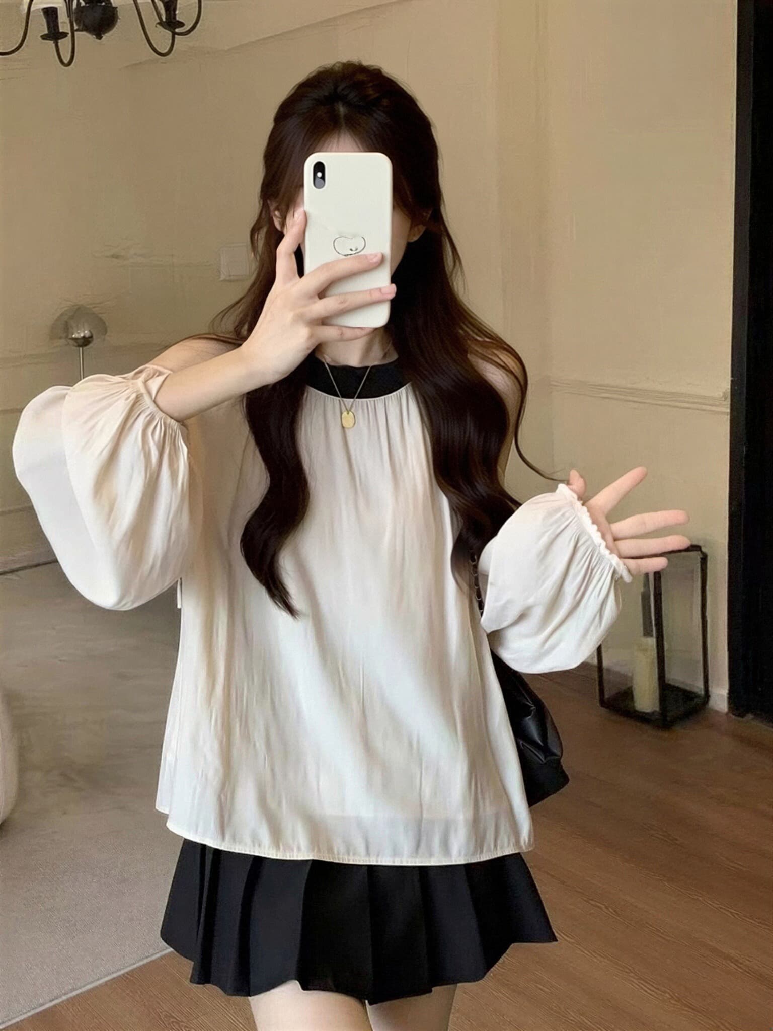 가을 오프숄더 행침 목 라운드 넥 긴팔 셔츠 맨위 이미지 2