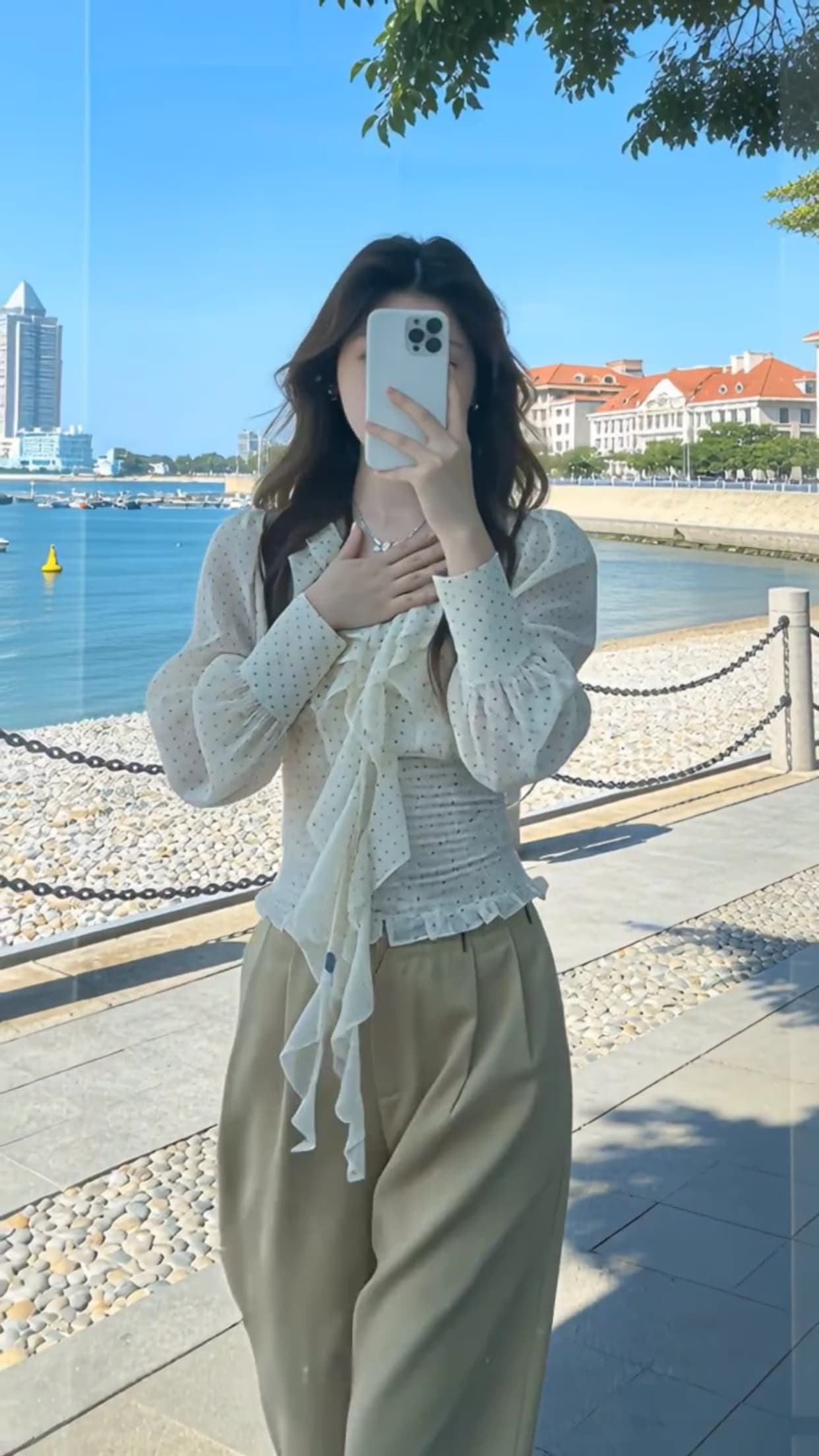 가을 도트 무늬 프릴 맨위 이미지 5