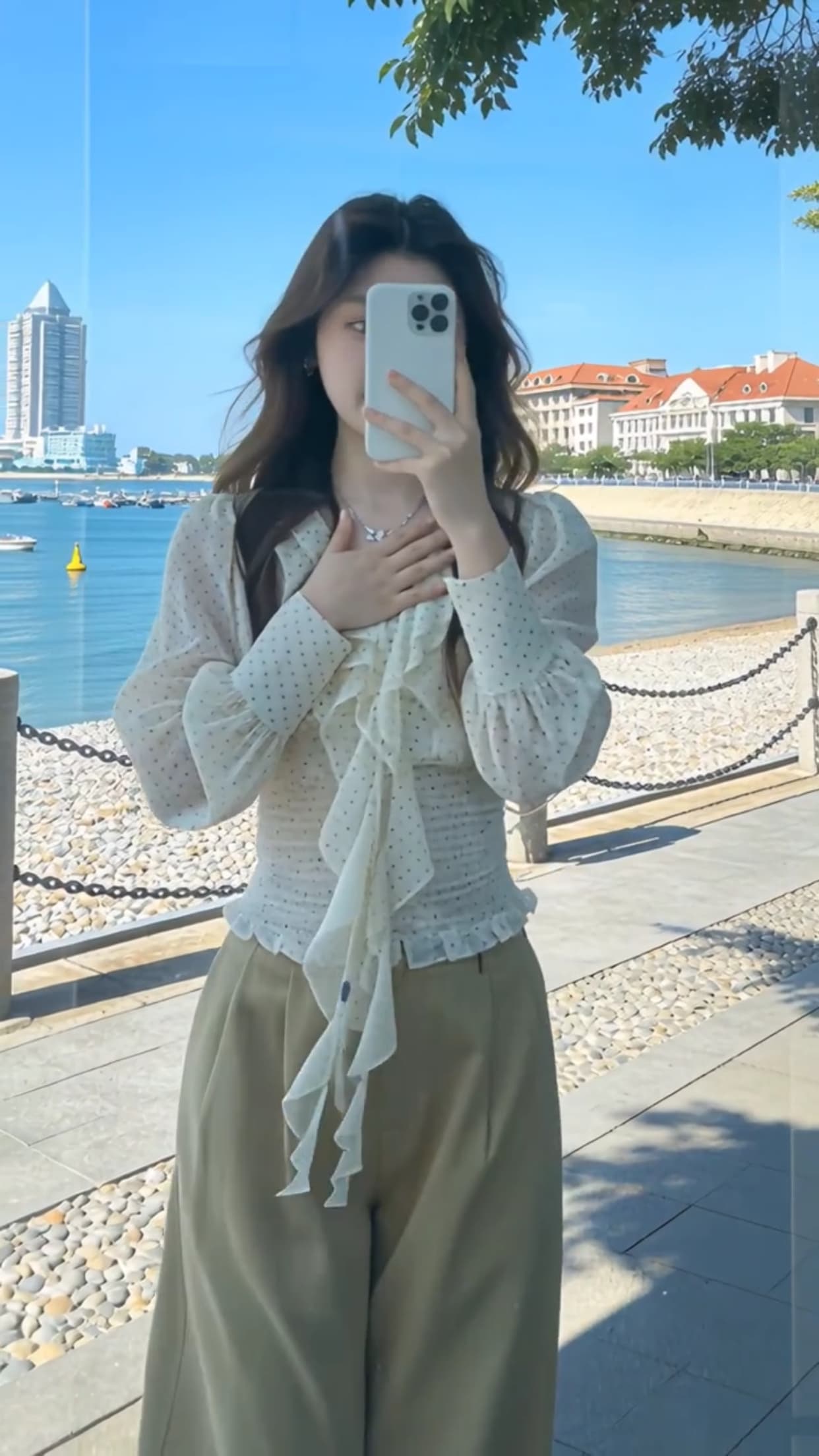 가을 도트 무늬 프릴 맨위 이미지 4