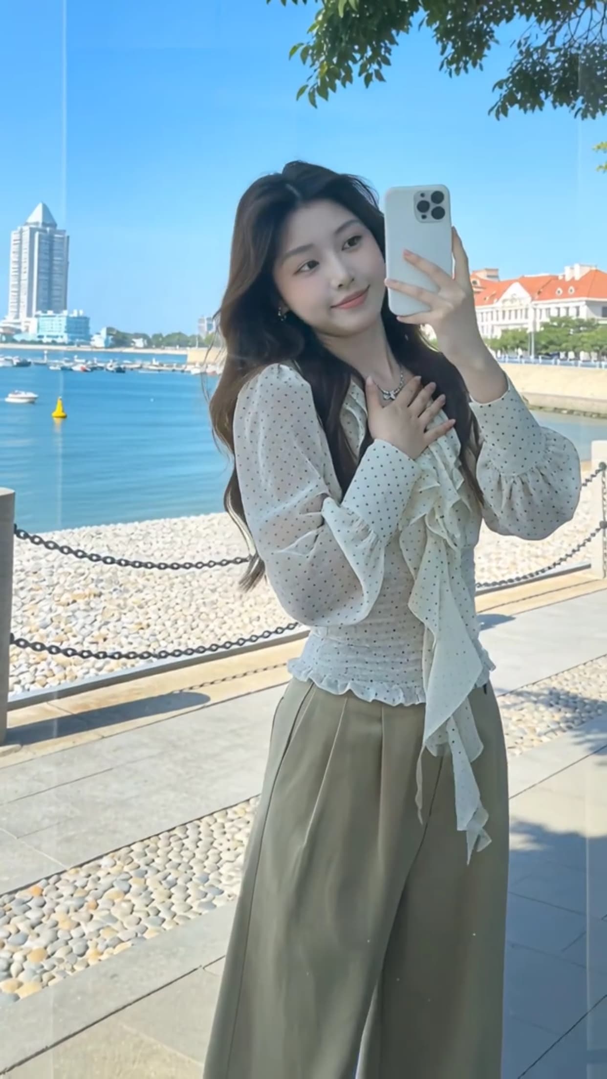 가을 도트 무늬 프릴 맨위 상세 이미지 4
