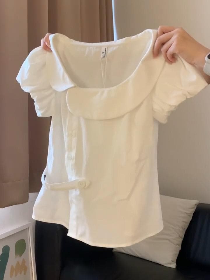 불규칙 베이비 칼라 거품 소매 여성 셔츠 이미지 4