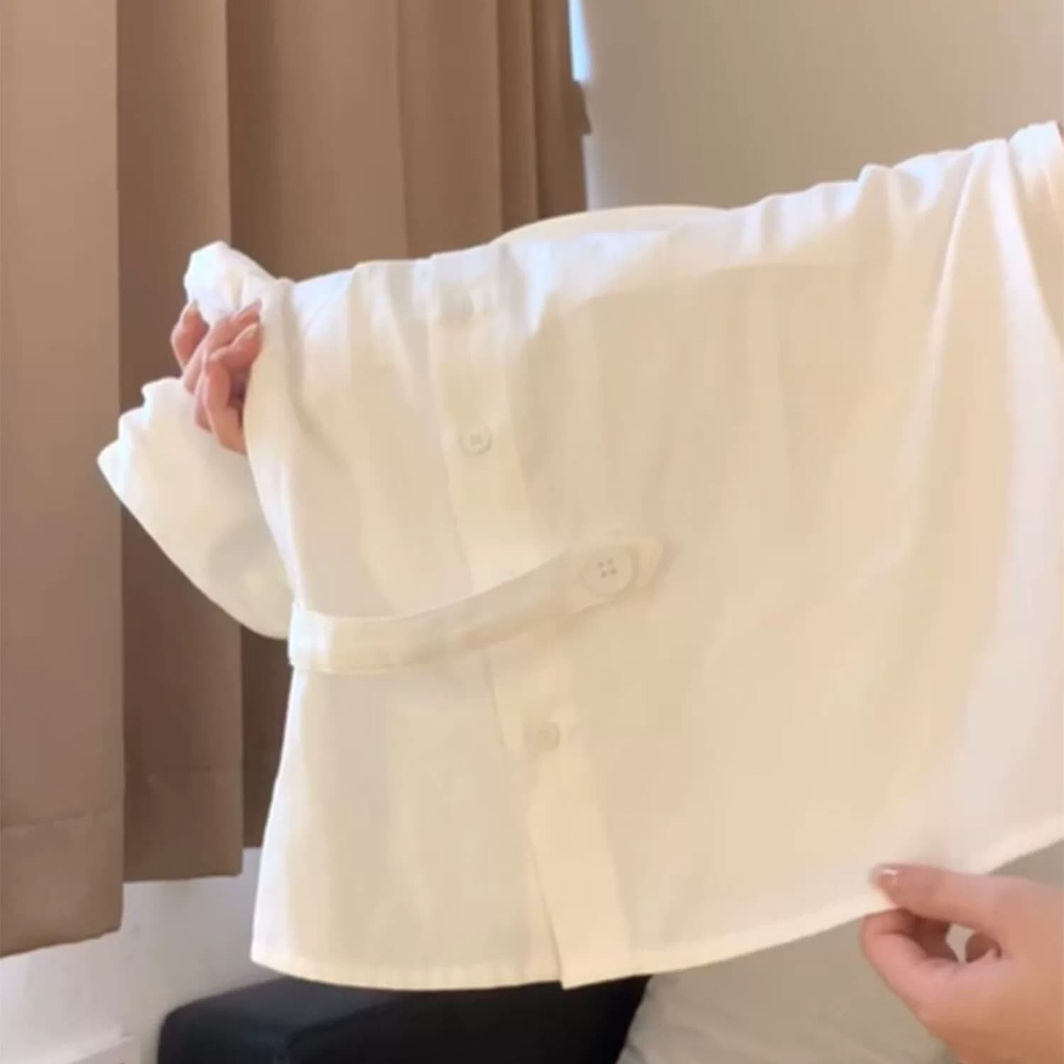 불규칙 베이비 칼라 거품 소매 여성 셔츠 상세 이미지 13