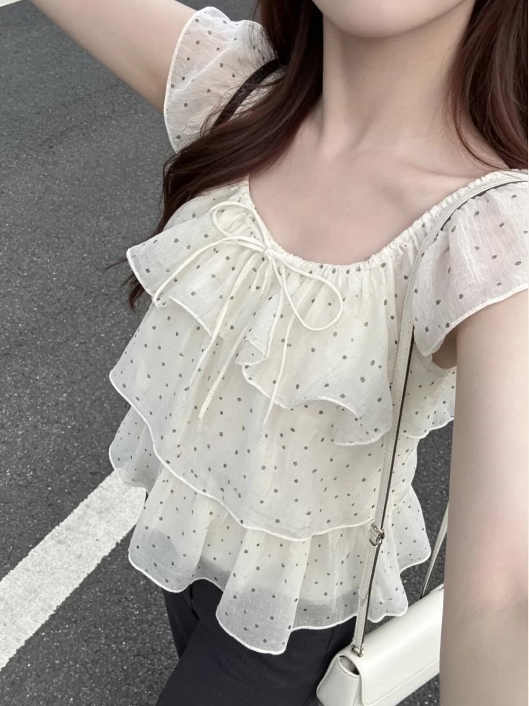 도트 무늬 레이스업 Feifei 소매 쉬폰 블라우스 이미지 5
