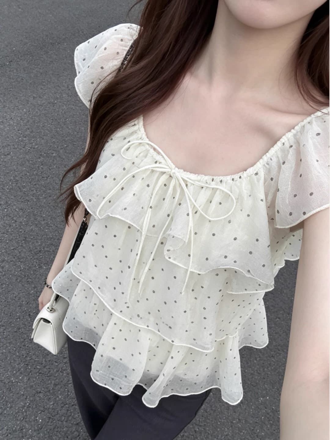 도트 무늬 레이스업 Feifei 소매 쉬폰 블라우스 상세 이미지 9