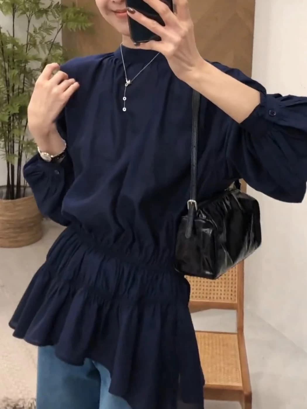 가을 주름 허리 수축 블루 색상 셔츠 상세 이미지 11