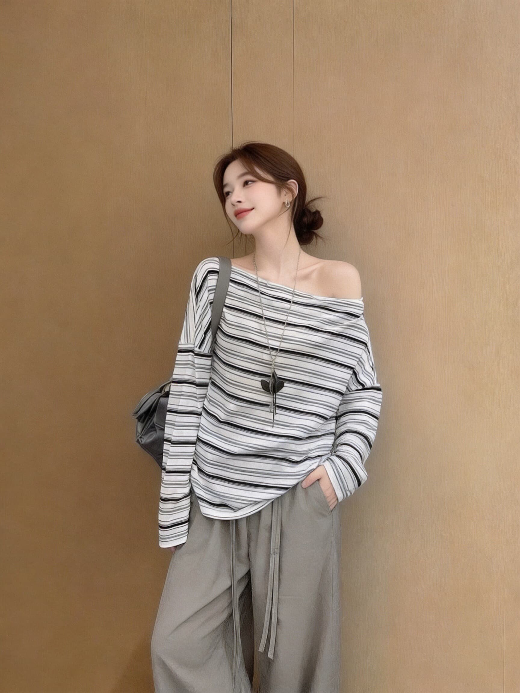 가을 비스듬한 어깨 스트라이프 긴팔 티셔츠 맨위 상세 이미지 9
