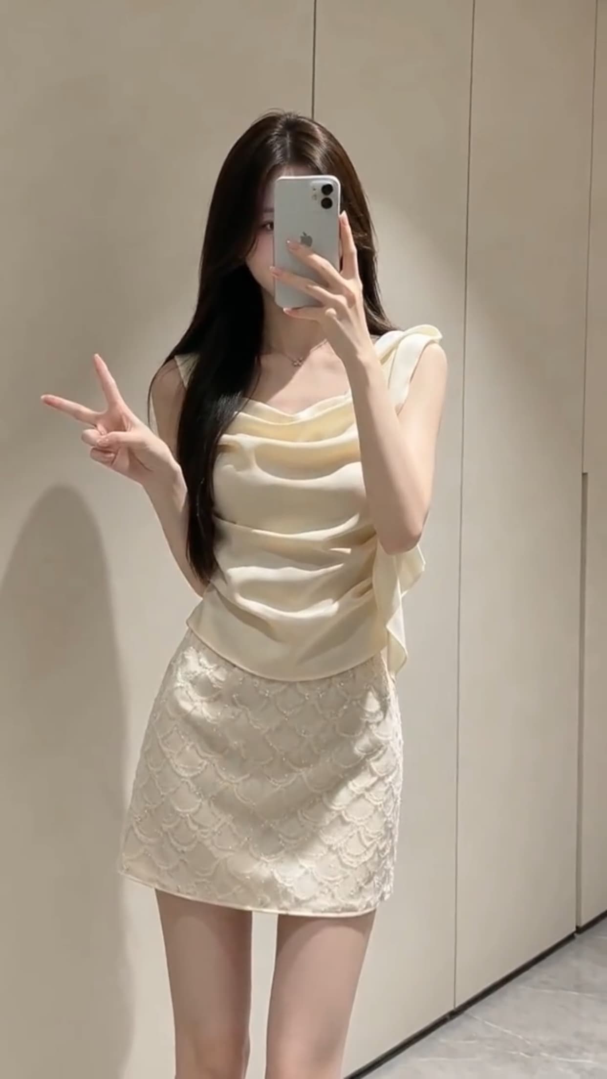 흔들다 칼라 새틴 슬립 오프숄더 맨위 상세 이미지 8