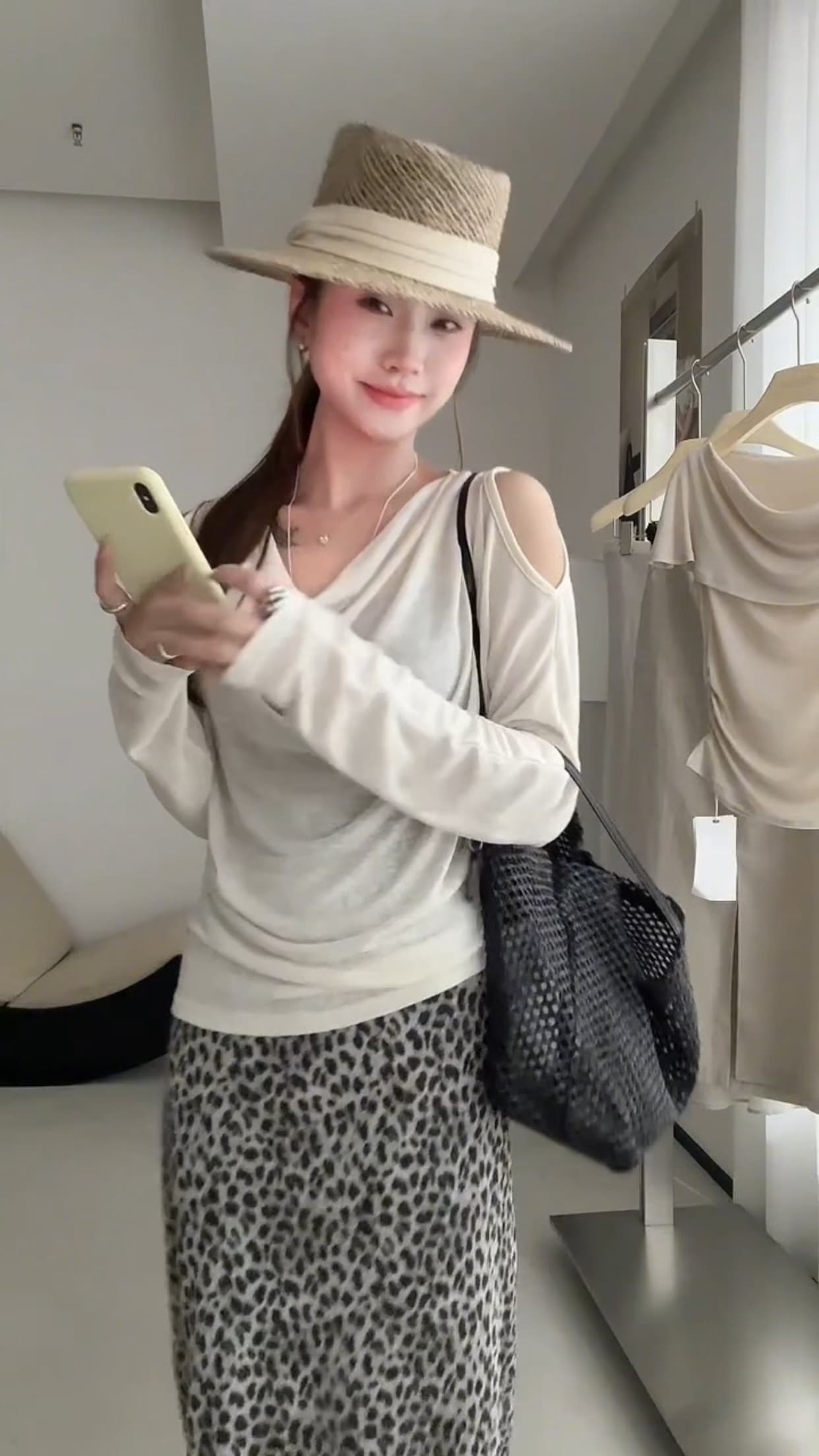 가을 흔들다 칼라 오프숄더 블라우스 상세 이미지 5