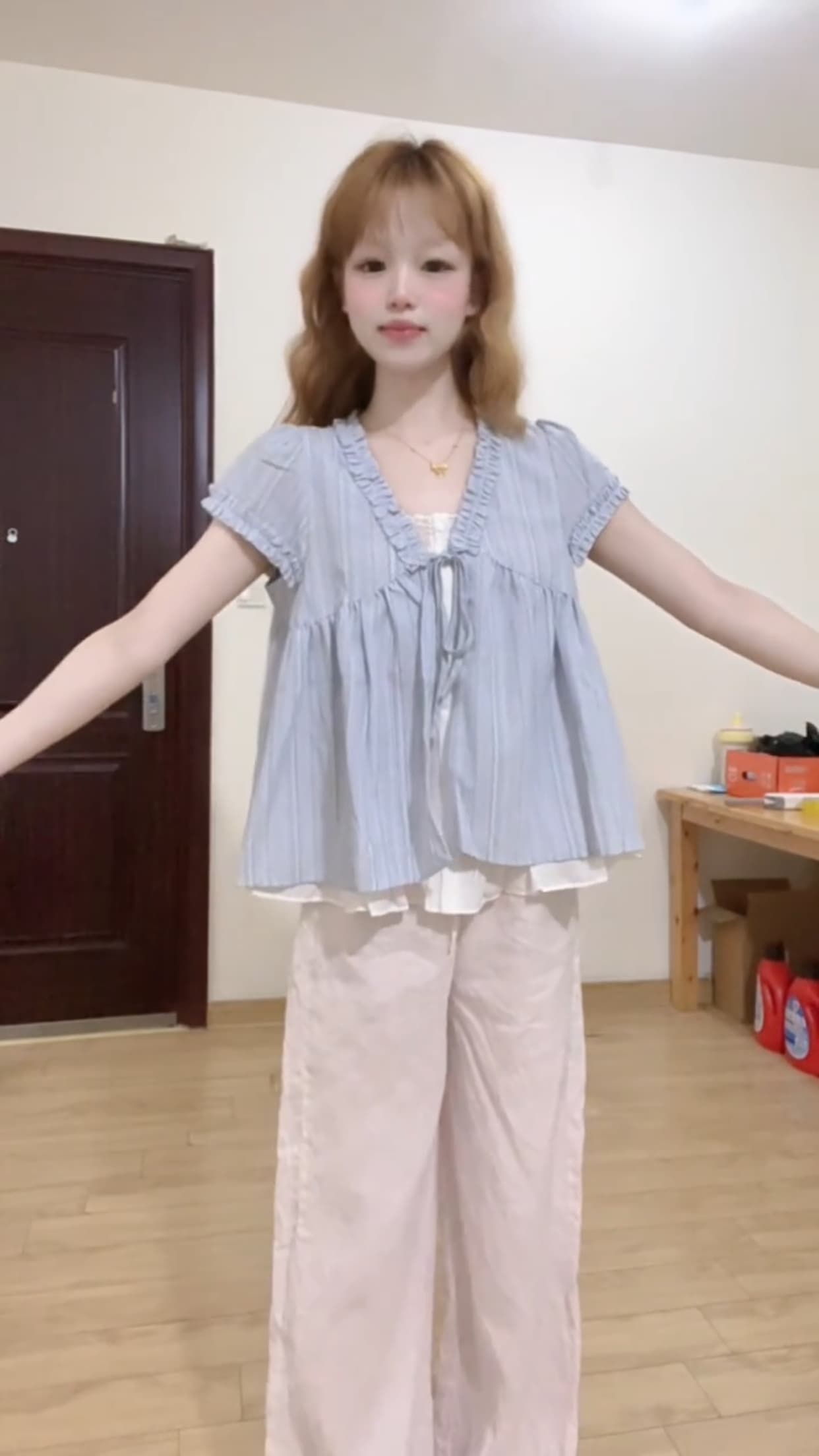 블루 스트라이프 페이크 레이어드 셔츠 상세 이미지 2