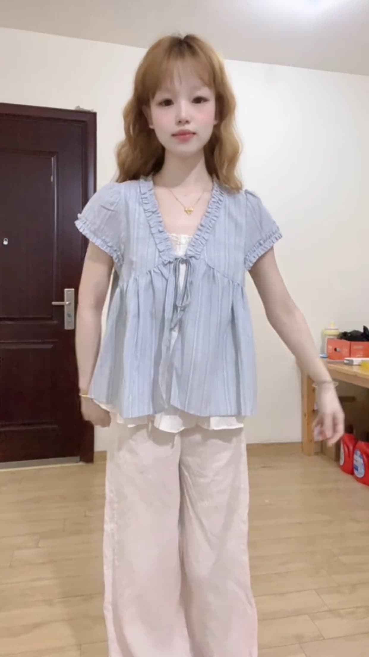 블루 스트라이프 페이크 레이어드 셔츠 상세 이미지 3