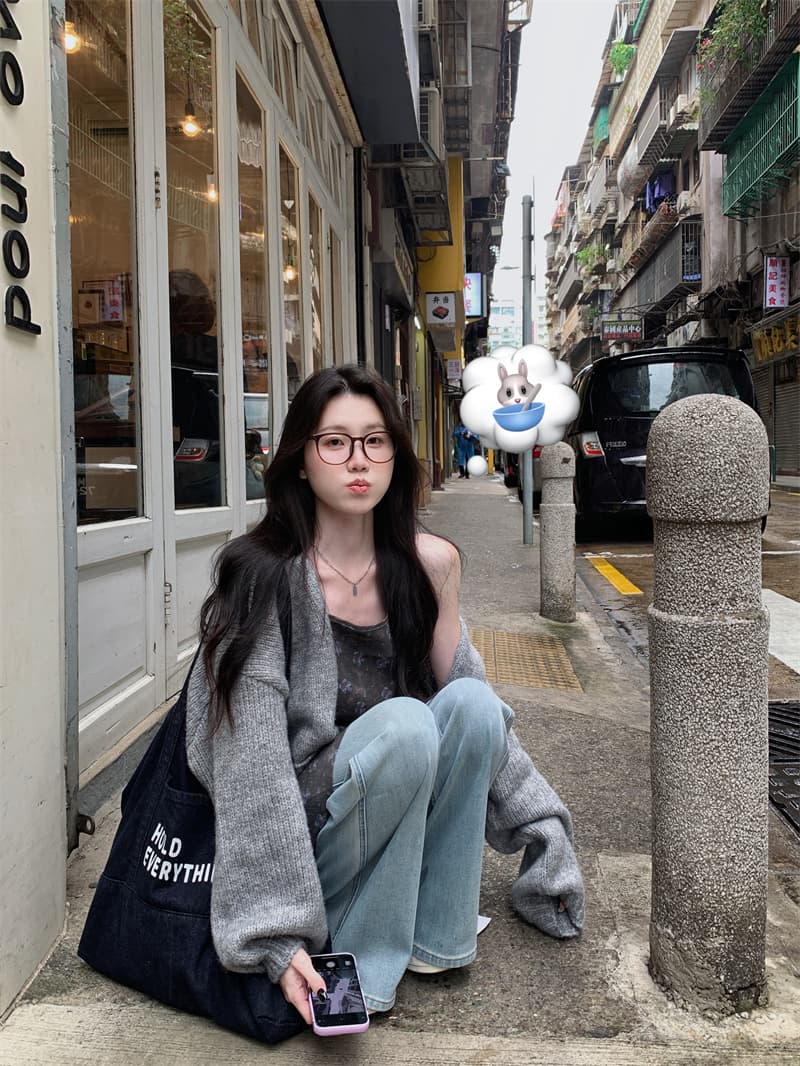 실사 정가 디자인 센스 꽃무늬 슬립 드레스 외부 가져 가라. 부드러운 찹쌀 회색 스웨터 세트
