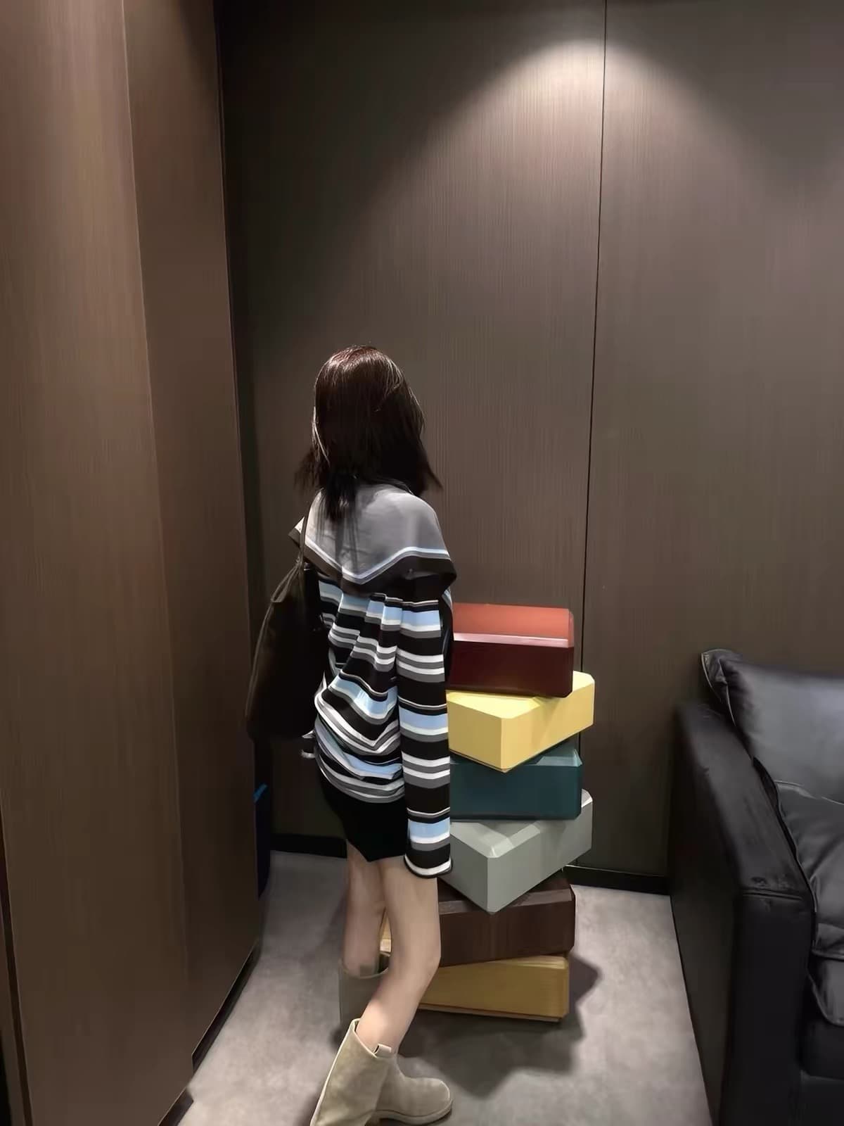 고급 센스 스트라이프 니트 스웨터 여성 가을 숄 외부 가져 가라. 스택 착용 투피스 세트 이른 가을 한 부서 착용 가져 가라. chic 맨위