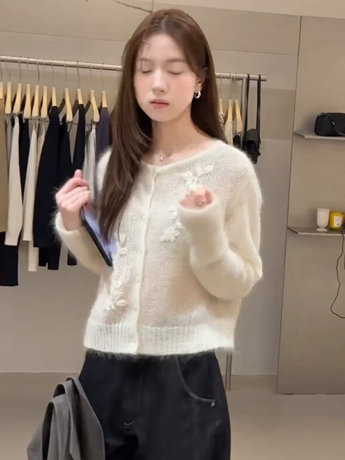 조기 가을 부드러운 바람 3 차원 꽃 자수 니트 오픈 가디건 여성 디자인 센스 화이트 부드러운 찹쌀 스웨터 코트 맨위 상세 이미지 1