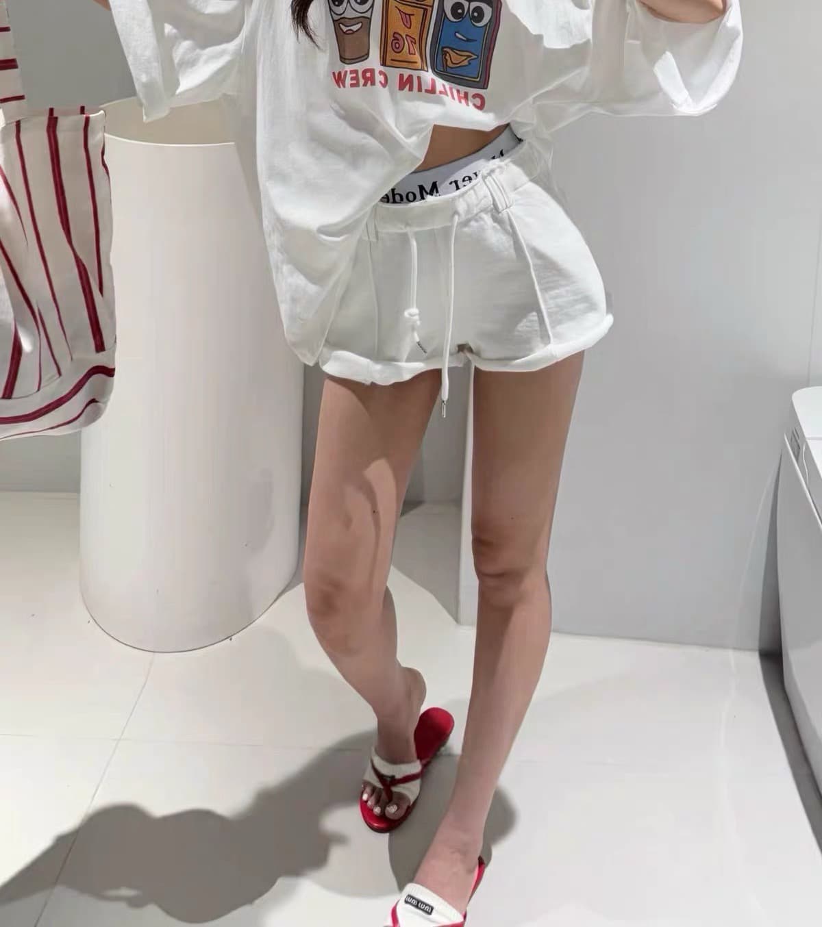 있음 창고 잘 생긴 알파벳 패치워크 허리 펌프 로프 한 마디 슬림해 보이는 다용도 반바지 핫 바지 이미지 3