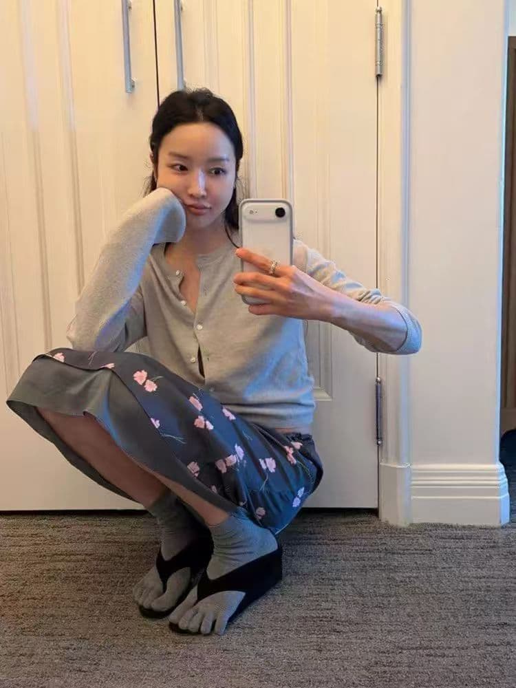 있음 창고 2026 이른 가을 라운드 넥 부서 버클 긴팔 니트 오픈 가디건 외부 가져 가라. 상세 이미지 3