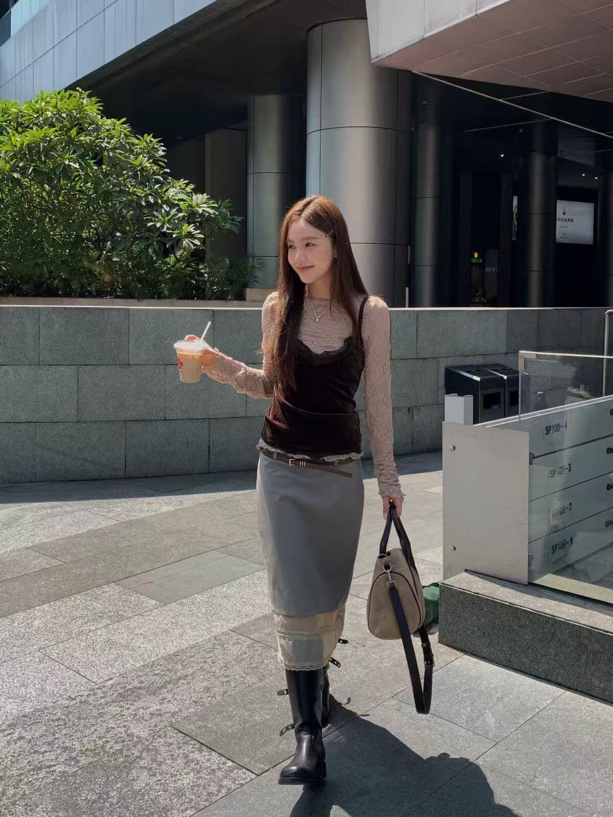 있음 창고 2026 이른 가을 새로운 프랑스식 레이스 몸매 가꾸기 긴팔 티셔츠 여성 기본 셔츠 상세 이미지 2