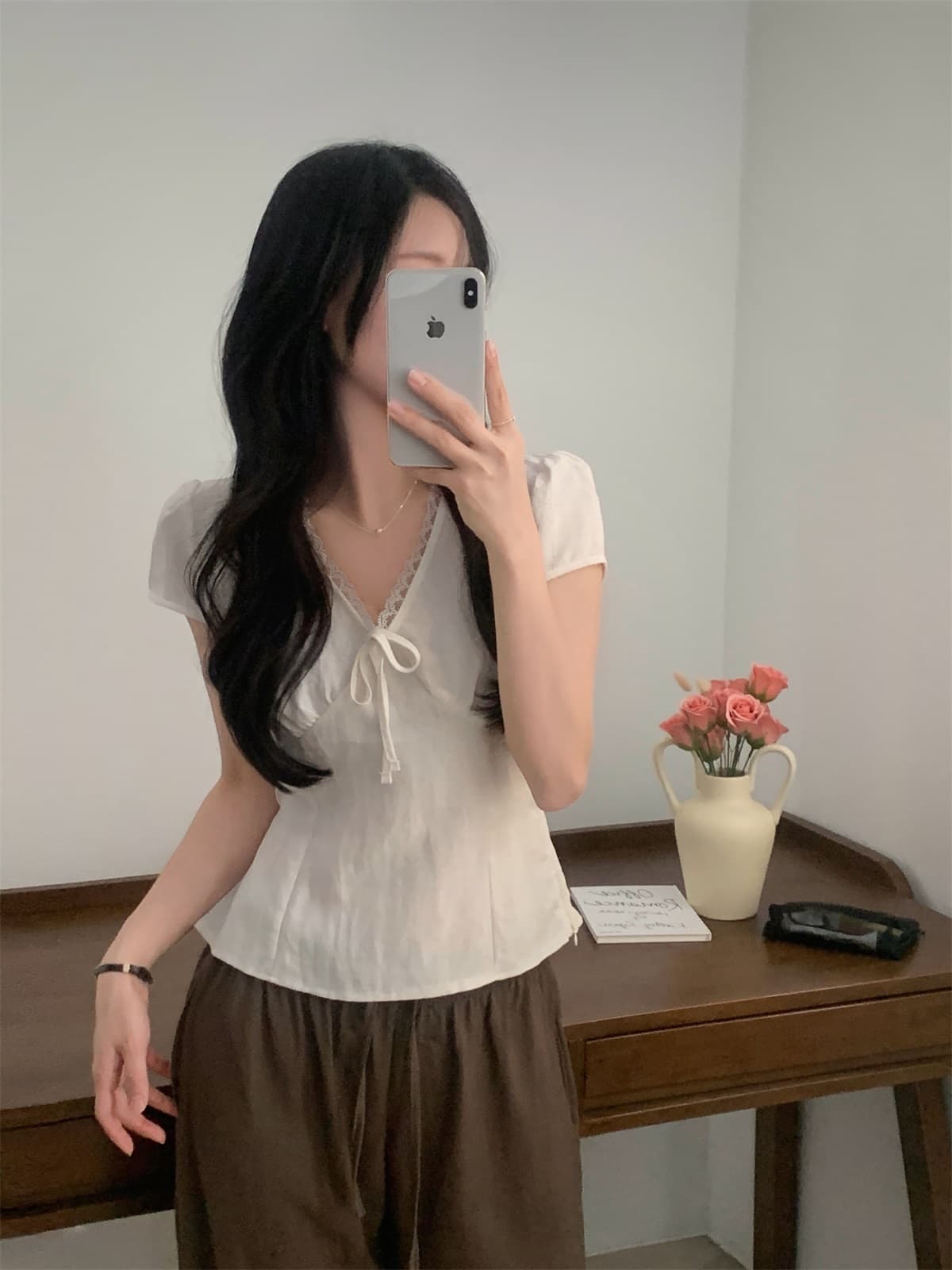 한국 ins 여름 레이스 레이스 패치워크 V넥 반팔 셔츠 상세 이미지 4