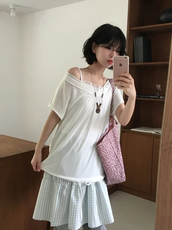 한국 ins 여름 V넥 조개 단추 허리 수축 스트랩 슬림해 보이는 캐주얼 느긋한 오프숄더 반팔 티셔츠 맨위 여성 상세 이미지 5