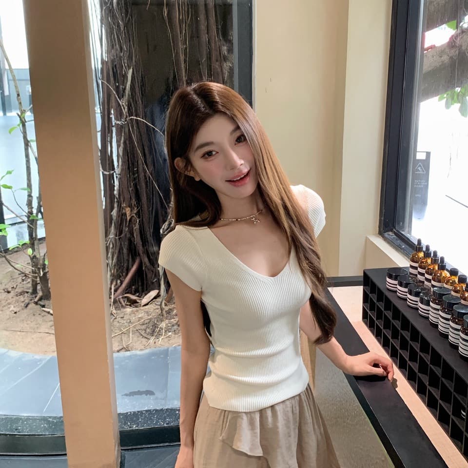 정가 실사 새로운 기타 색상 작은 키 슬림해 보이는 허리 수축 니트 티셔츠 이미지 5