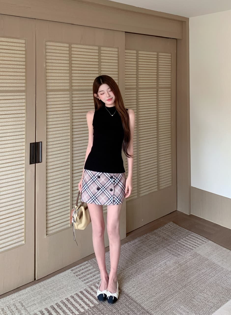 정가 실사 검정색 민소매 니트 맨위 체크무늬 반신 미니 스커트 세트 여성 작은 키 출퇴근 투피스 세트 상세 이미지 24