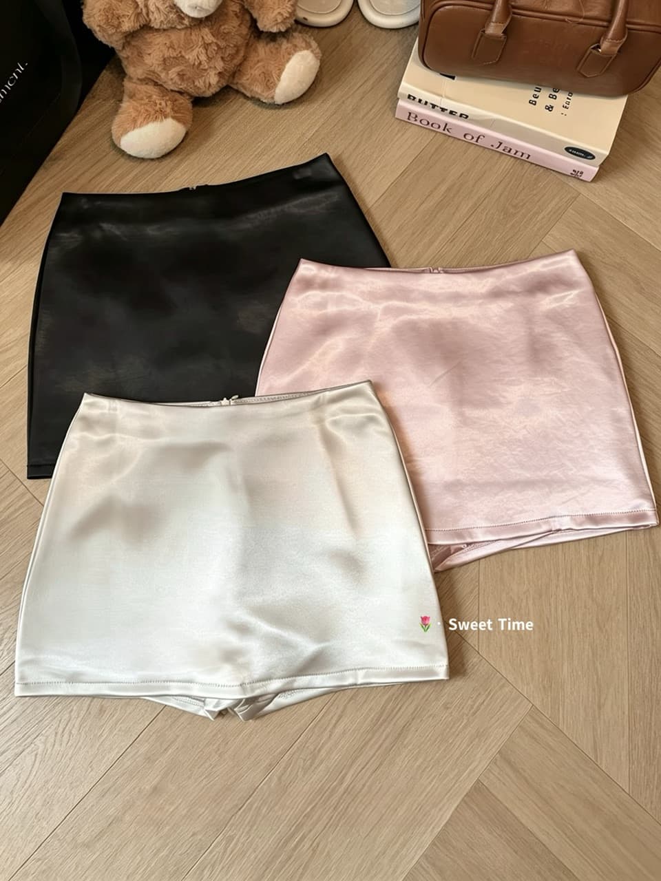 레트로 흑인과 백인 도트 무늬 새틴 반신 스커트 여성 여름 표지 넓적 다리 슬림해 보이는 노출 방지 짧은 바지 도루 센스 타이트 스커트 치마 이미지 2