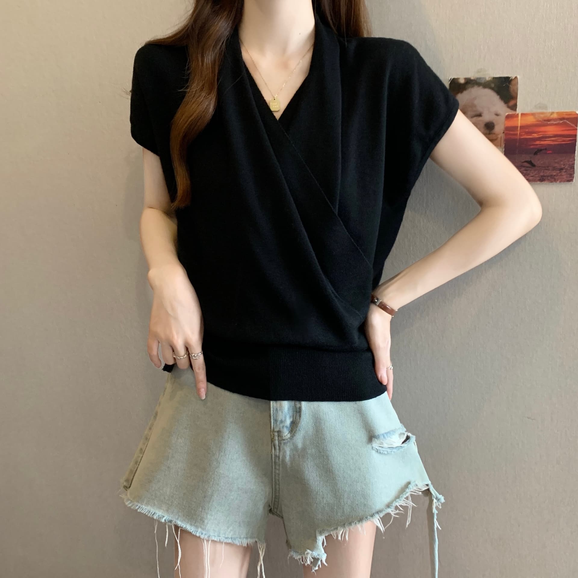 실사 빅 사이즈 여름 새로운 프랑스식 레트로 느긋한 바람 V넥 니트 스웨터 여성 마이크로 지방 품격 작은 날다 소매 맨위 이미지 4