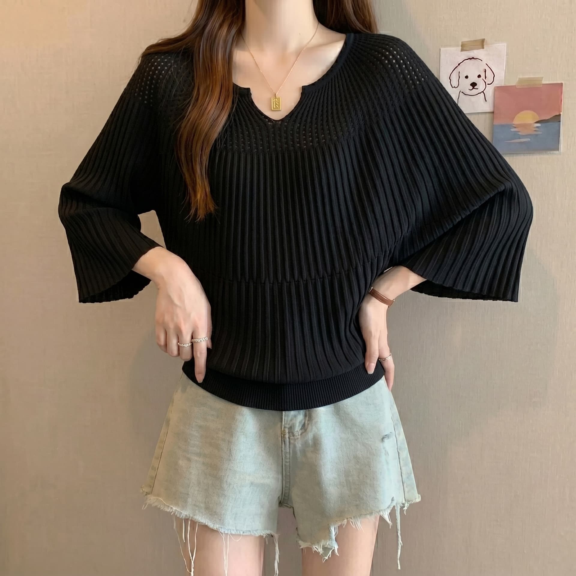 실사 빅 사이즈 새로운 레트로 홀로우 아웃 얼음 실크 니트 스웨터 여성 루즈핏 슬림해 보이는 숄 작은 V넥 재킷 맨위 이미지 5