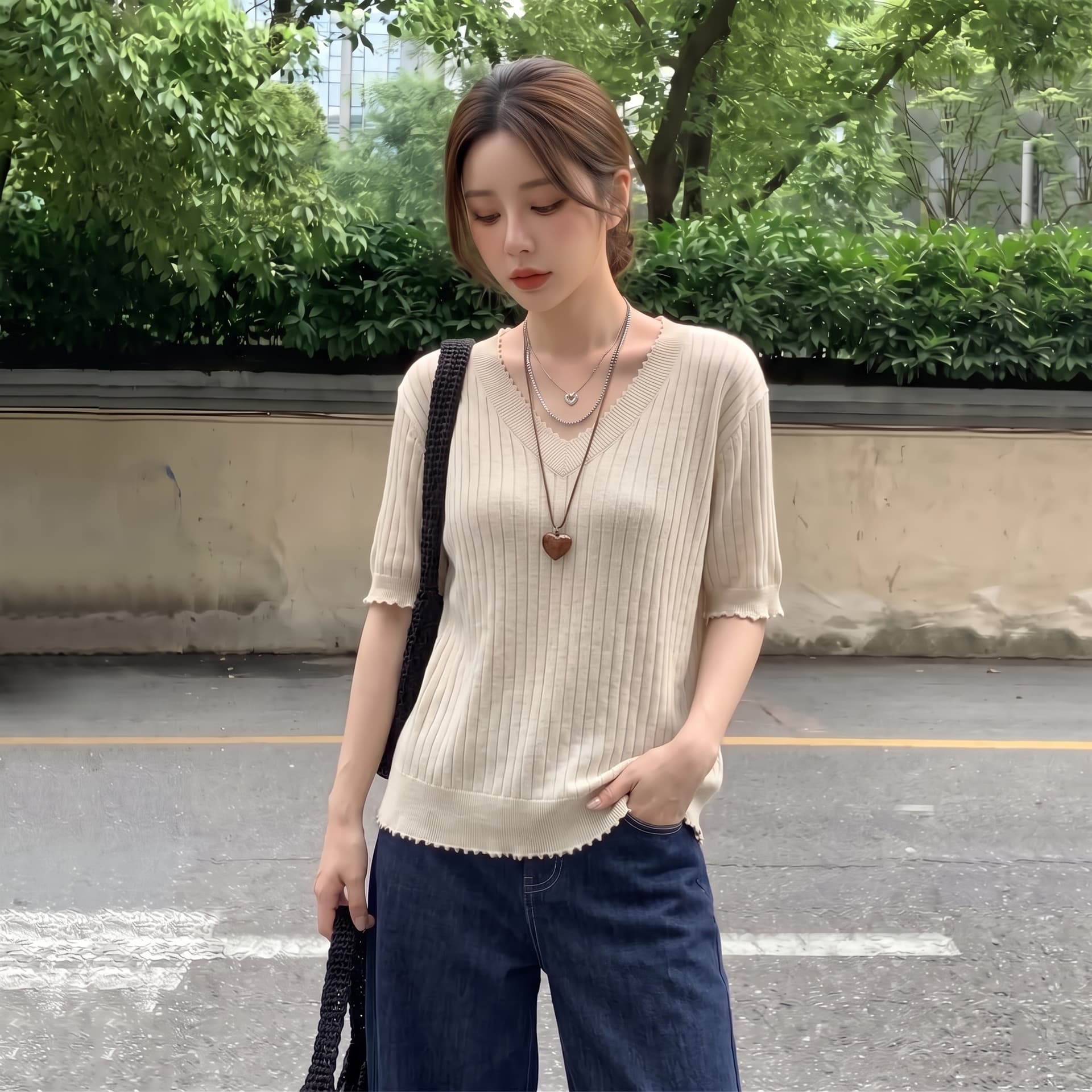 실사 빅 사이즈 프랑스식 레트로 V넥 슬림해 보이는 얼음 실크 니트 스웨터 여성용 짧은 소매 무거운 작업 썩은 측면 외국 가스 맨위