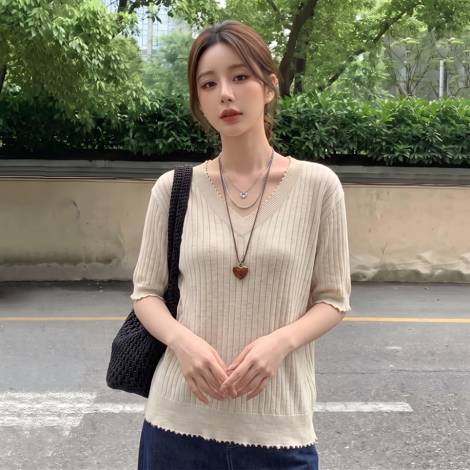 실사 빅 사이즈 프랑스식 레트로 V넥 슬림해 보이는 얼음 실크 니트 스웨터 여성용 짧은 소매 무거운 작업 썩은 측면 외국 가스 맨위 상세 이미지 7