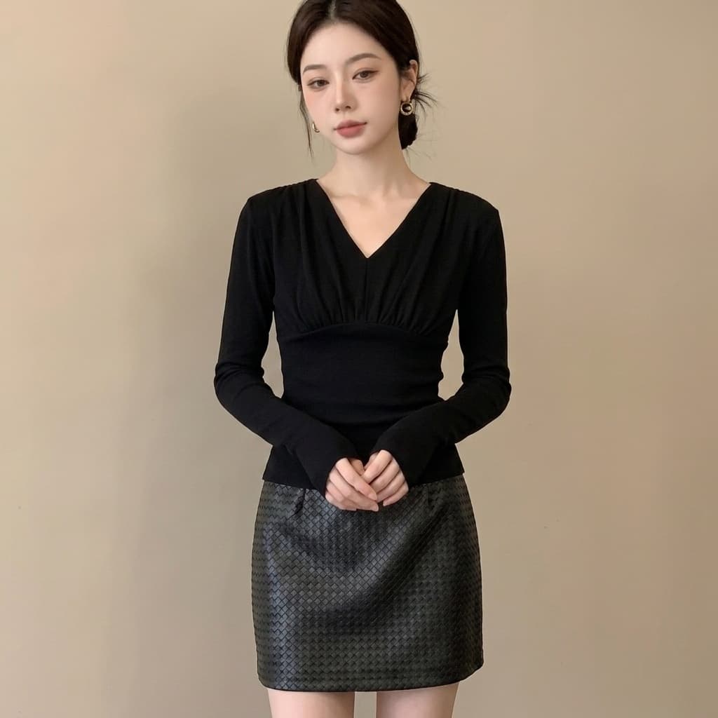 실사 빅 사이즈 이른 가을 얇은 스타일 V넥 니트 여성 한 부서 마이크로 지방 주름 디자인 센스 만나는 긴팔 맨위 상세 이미지 3