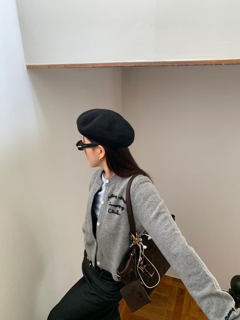 있음 선적 한 부서 라운드 넥 몸매 가꾸기 알파벳 자수 니트 오픈 가디건 상세 이미지 9