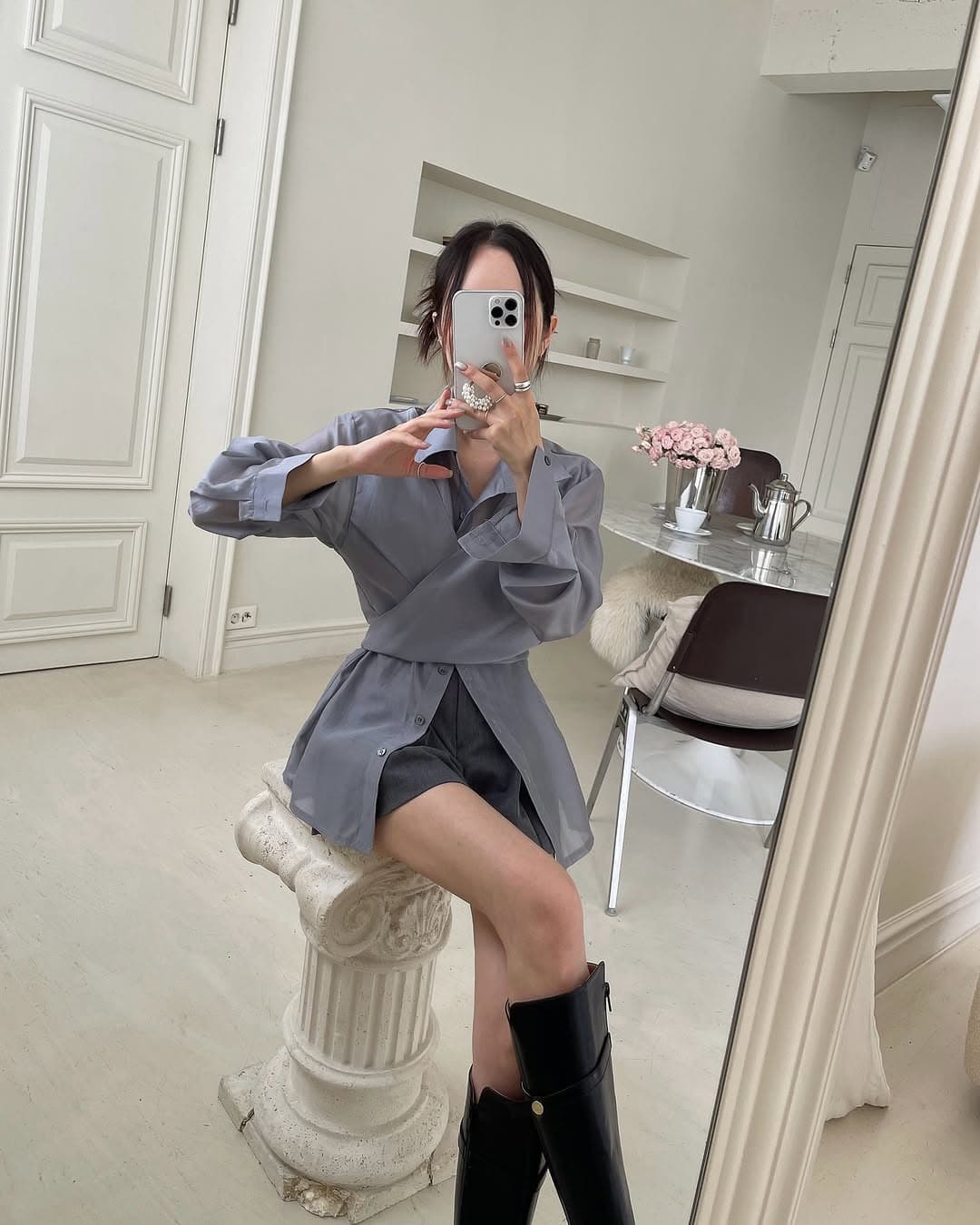 있음 선적 한 부서 주간 실크 코튼 얇고 가벼운 디자인 센스 십자가 스트랩 셔츠 이미지 3