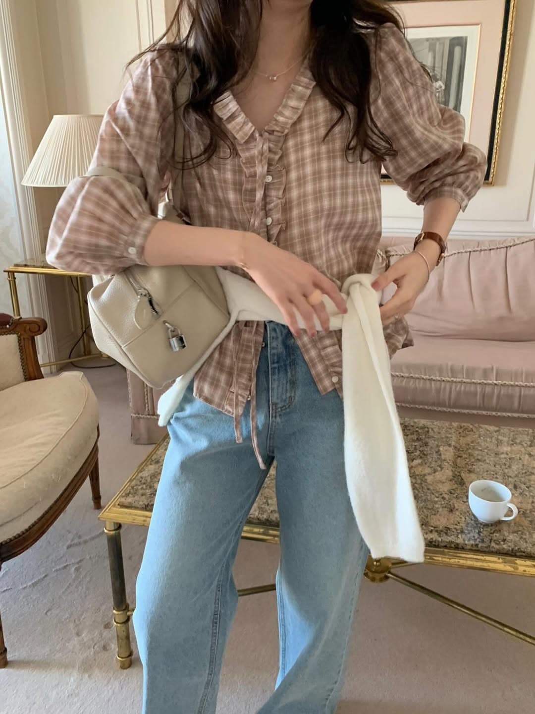 지금 둘 색상 회색 색조 체크무늬 프릴 긴팔 셔츠 이미지 4