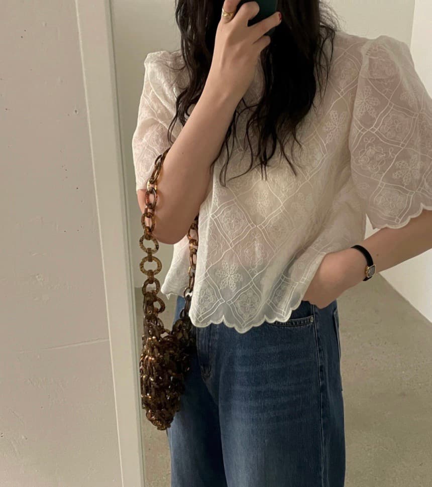 지금 둘 색상 라운드 넥 이후 레이스업 레이스 물결무늬 측면에 의류 상세 이미지 5