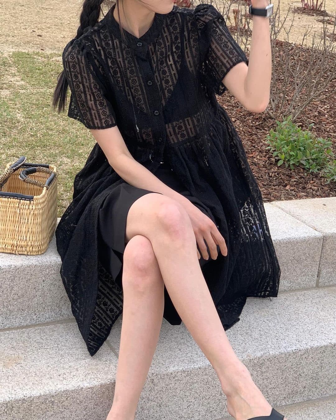 있음 선적 둘 색상 절묘한 작은 스탠드 칼라 자수 드레스 상세 이미지 11