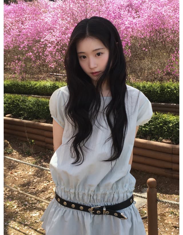 있음 선적 연령 감소 라운드 넥 펌프 Pleat 허리 수축 반팔 드레스 상세 이미지 2