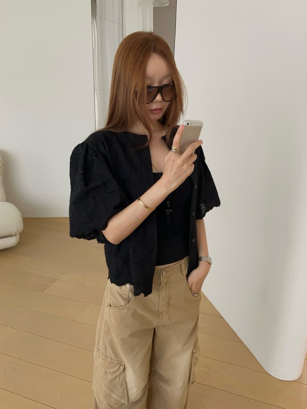 레이스 자수 물결무늬 측면 전후 둘 착용 싱글 줄 버튼 맨위 상세 이미지 3