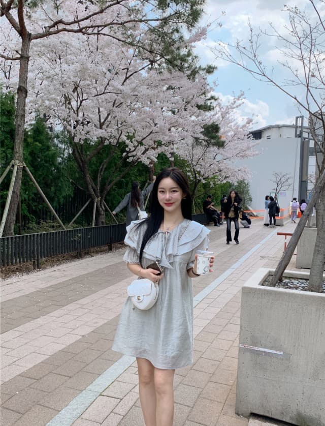 있음 선적 둘 색상 주간 실크 어둠 체크무늬 프릴 드레스 상세 이미지 4