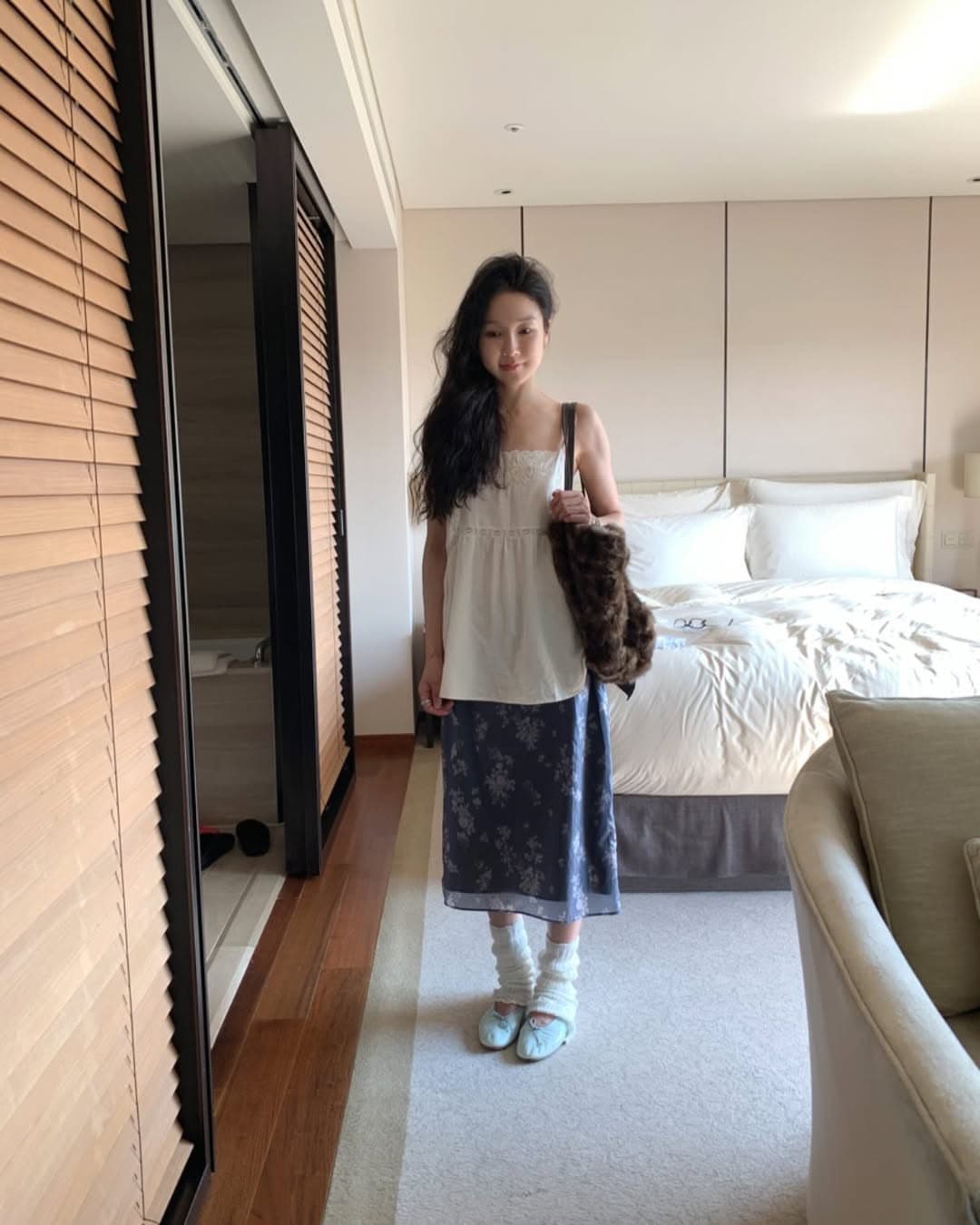 있음 선적 한 부서 Jiao 예쁜 레트로 물결무늬 측면 자수 슬립 맨위 상세 이미지 10