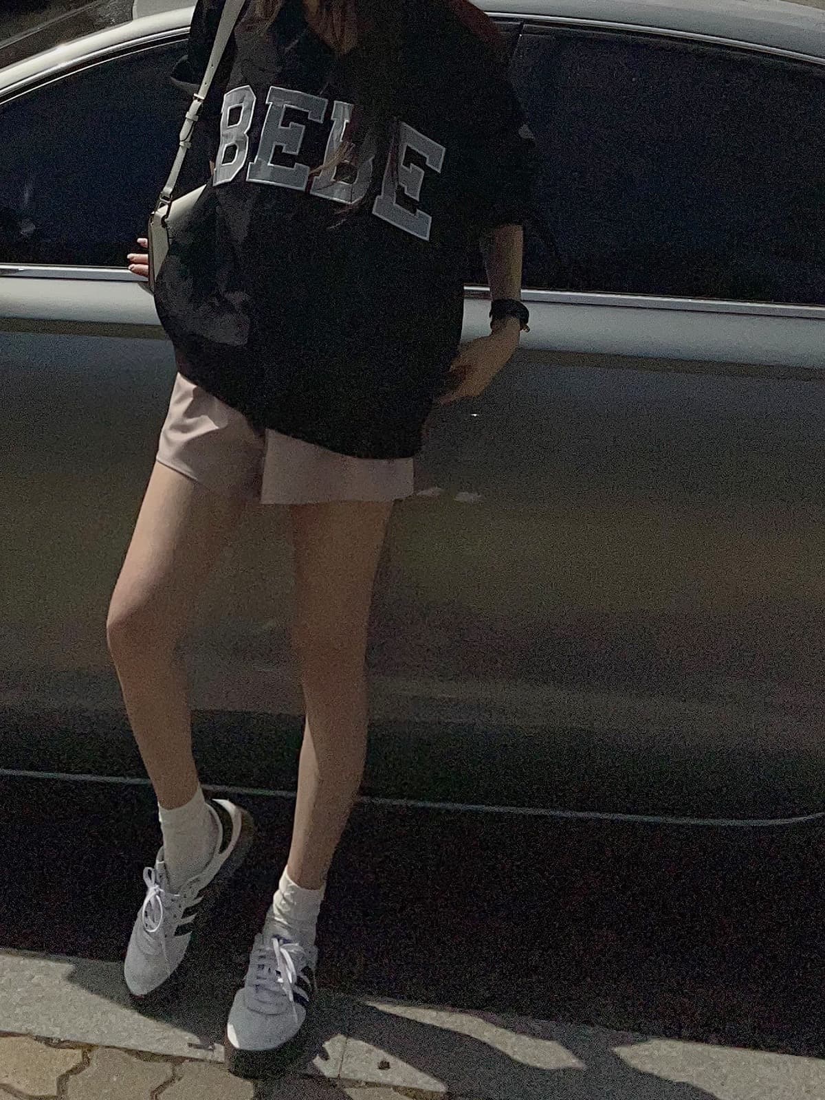 있음 선적 한 부서 캐주얼 바람 V넥 루즈핏 알파벳 패치 자수 V넥 맨위 상세 이미지 4
