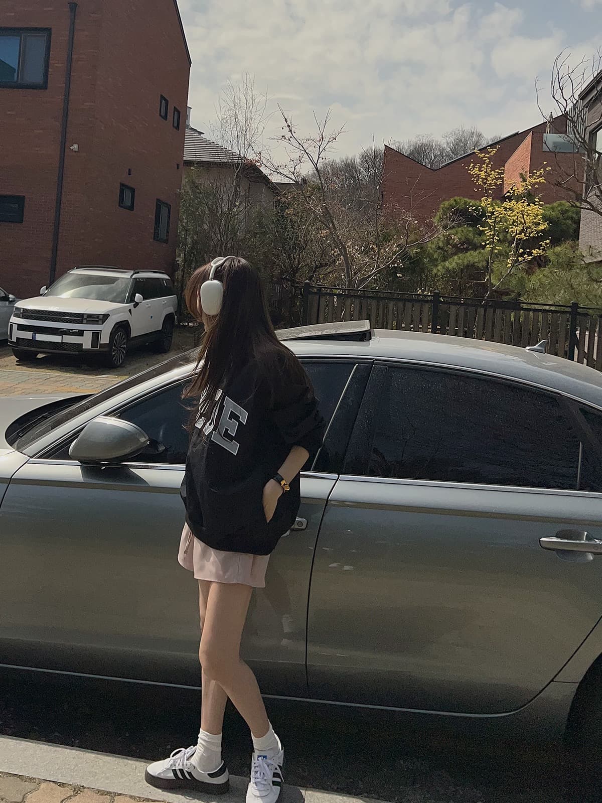 있음 선적 한 부서 캐주얼 바람 V넥 루즈핏 알파벳 패치 자수 V넥 맨위 상세 이미지 9