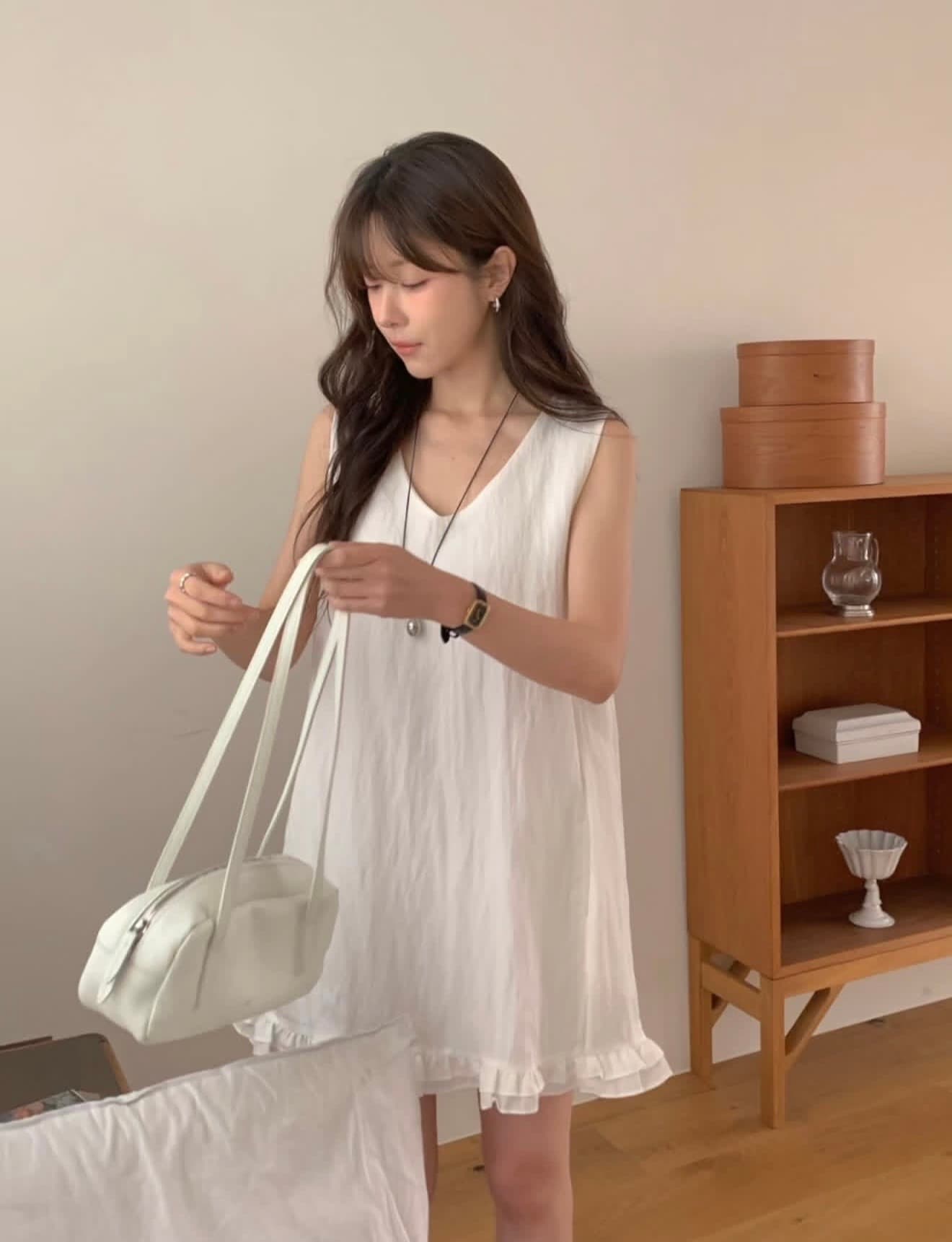 있음 선적 한 부서 미니멀리즘 V넥 프릴 민소매 드레스 있음 안감 상세 이미지 1