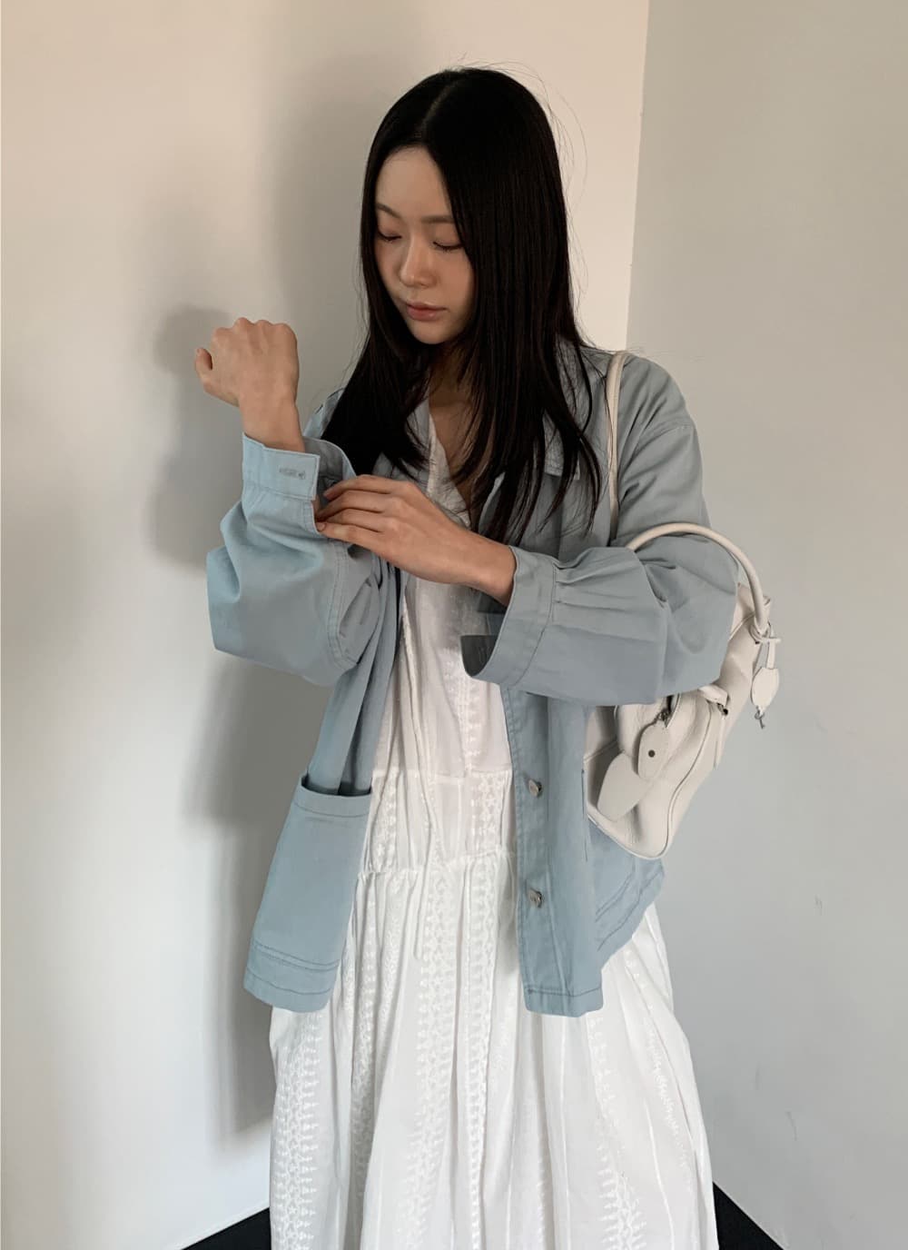 있음 선적 한 부서 순수한 흰색 자수 7부 소매 롱 코트 큰 진자 드레스 상세 이미지 24
