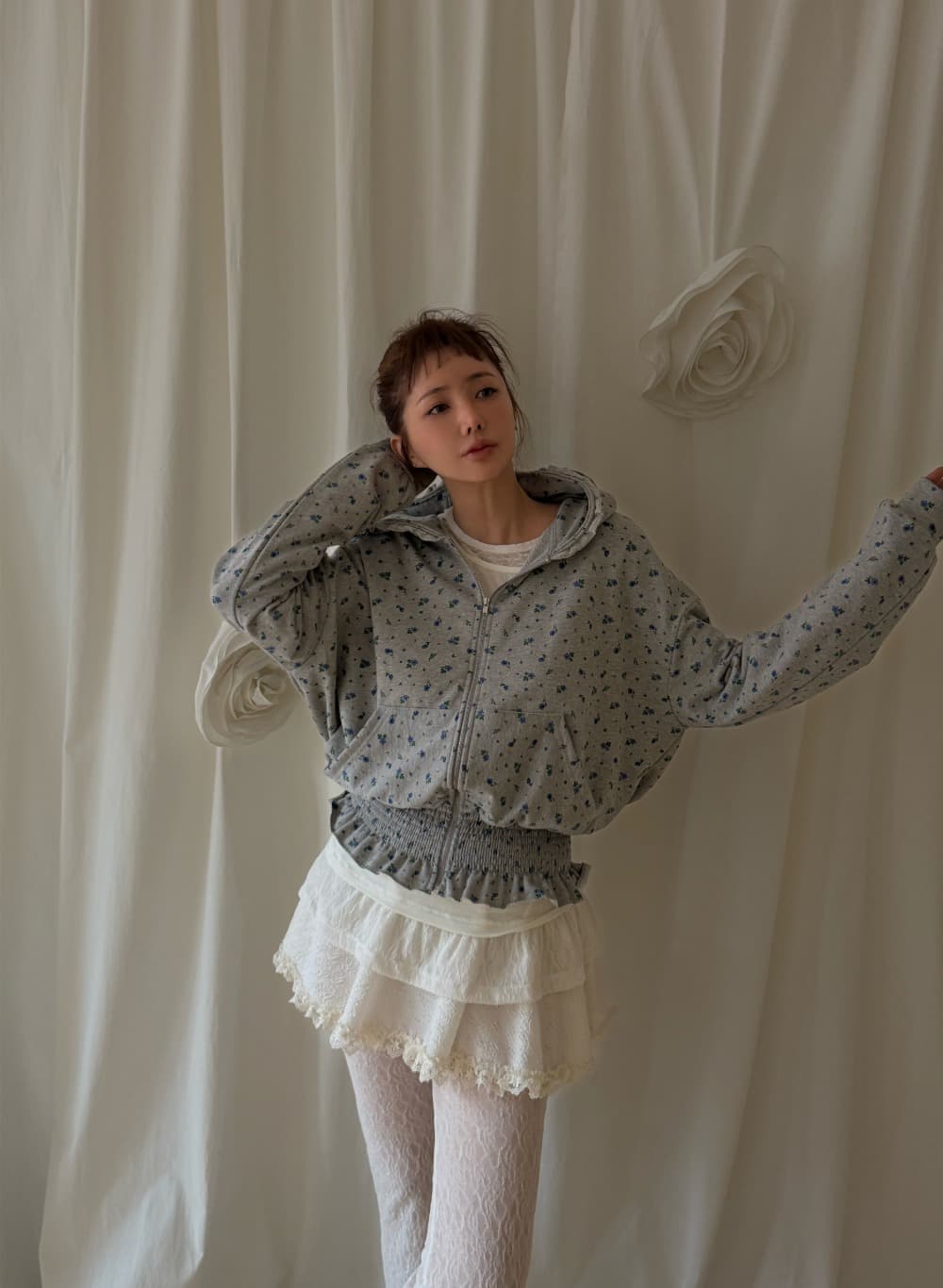 있음 선적 한 부서 연령 감소 프린트 허리 수축 주름 후드 티 스웨터 재킷 상세 이미지 6