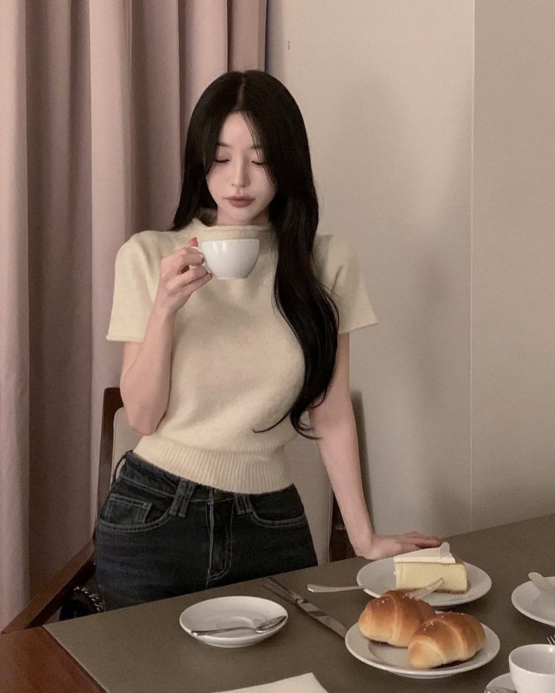 있음 선적 한 부서 4 가지 색상 다용도 반하이넥 반팔 털 니트 스웨터 이미지 4