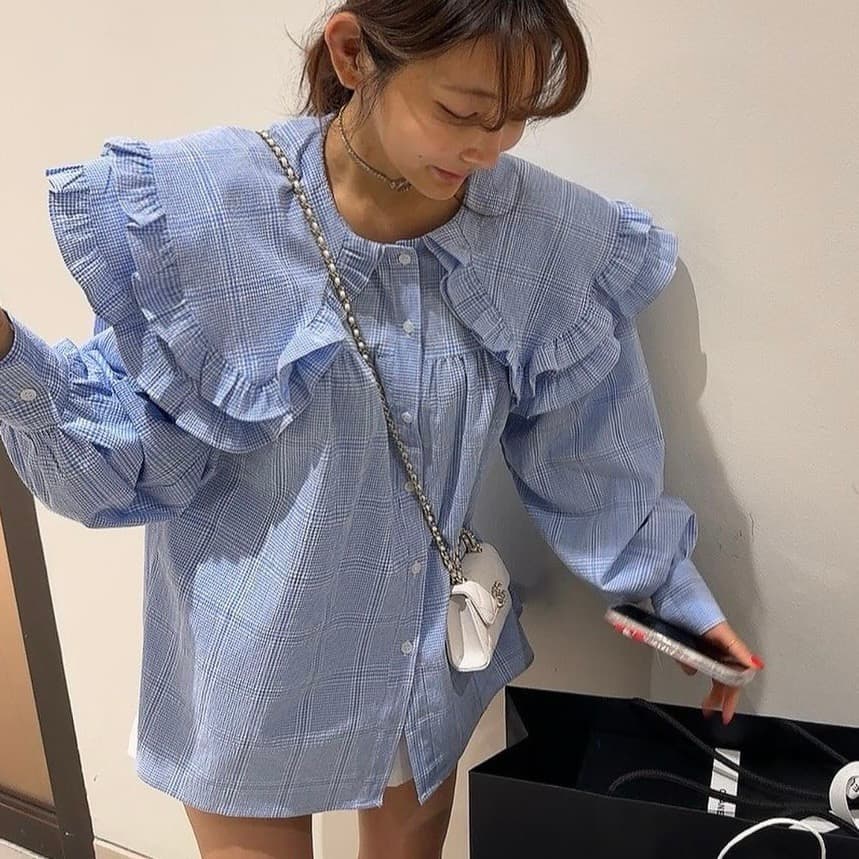있음 선적 한 부서 체크무늬 베이비 칼라 폴로 칼라 프릴 루즈핏 셔츠 이미지 4