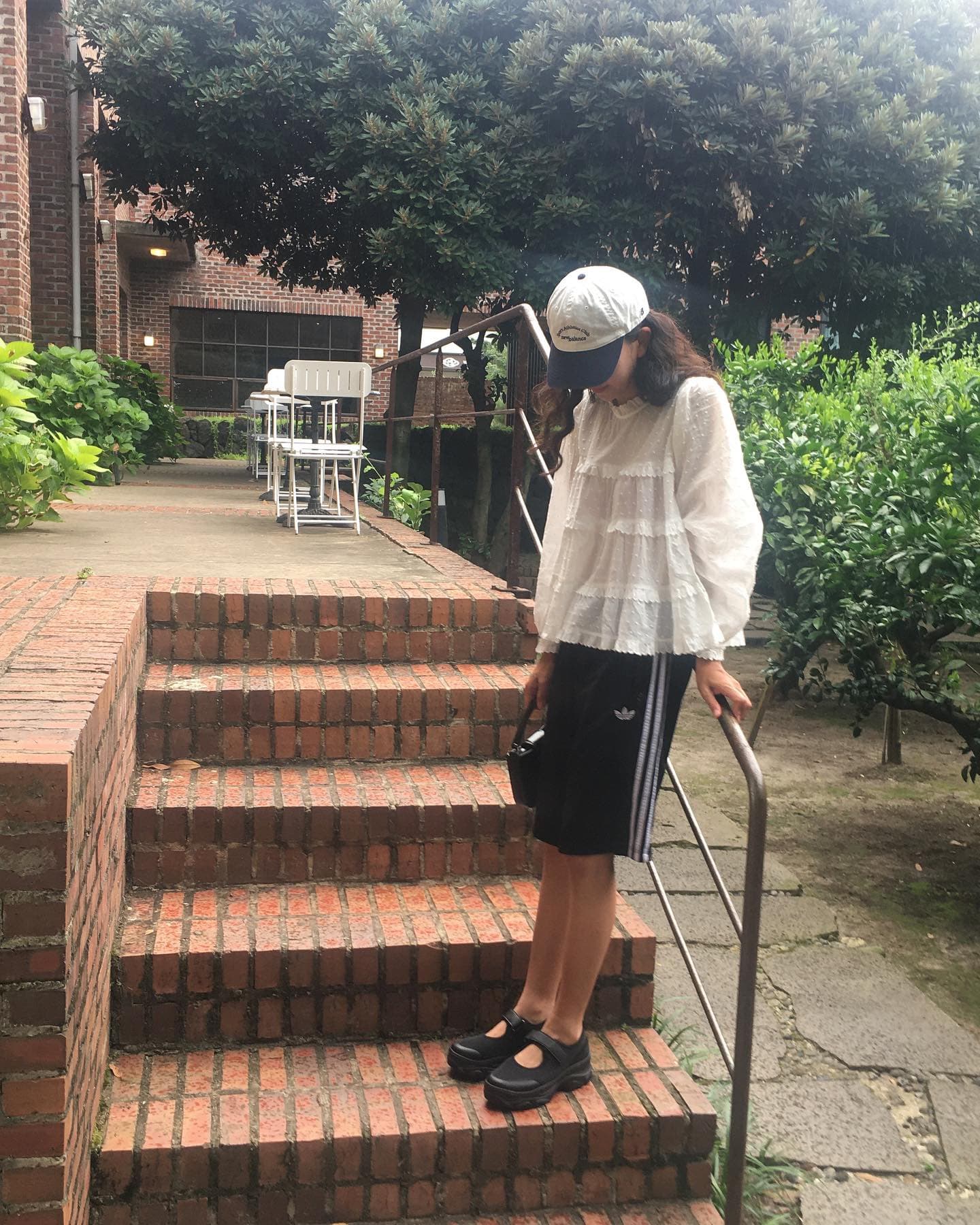 있음 선적 한 부서 달콤함 계단식 패치워크 레이스 루즈핏 라운드 넥 긴팔 맨위 상세 이미지 7
