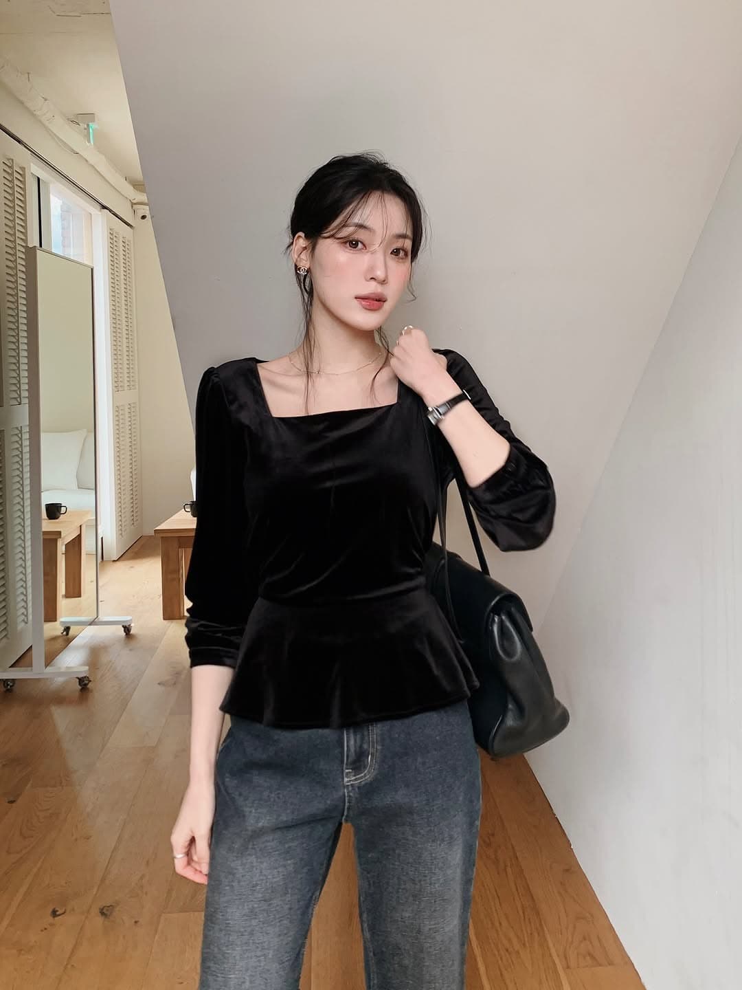 있음 선적 한 부서 둘 색상 벨벳 광장 칼라 허리 수축 긴팔 맨위 상세 이미지 4