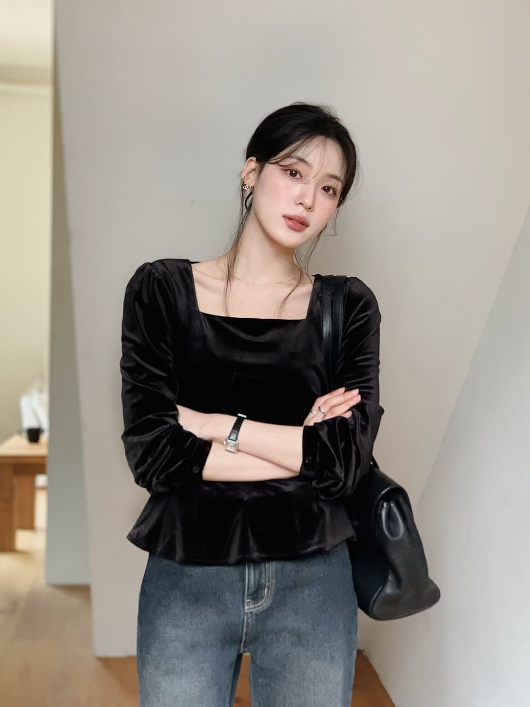 있음 선적 한 부서 둘 색상 벨벳 광장 칼라 허리 수축 긴팔 맨위 상세 이미지 7