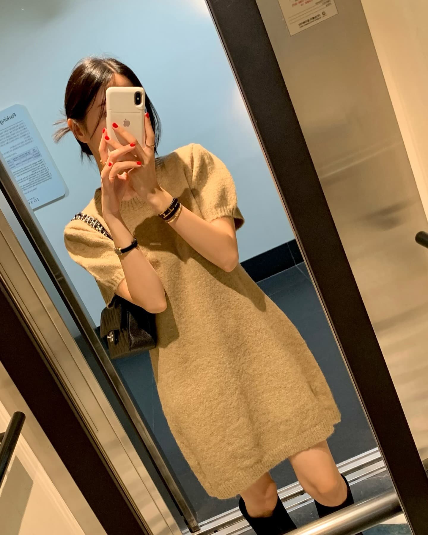 있음 선적 삼색 한 부서 라운드 넥 반팔 스웨터 원피스 이미지 4